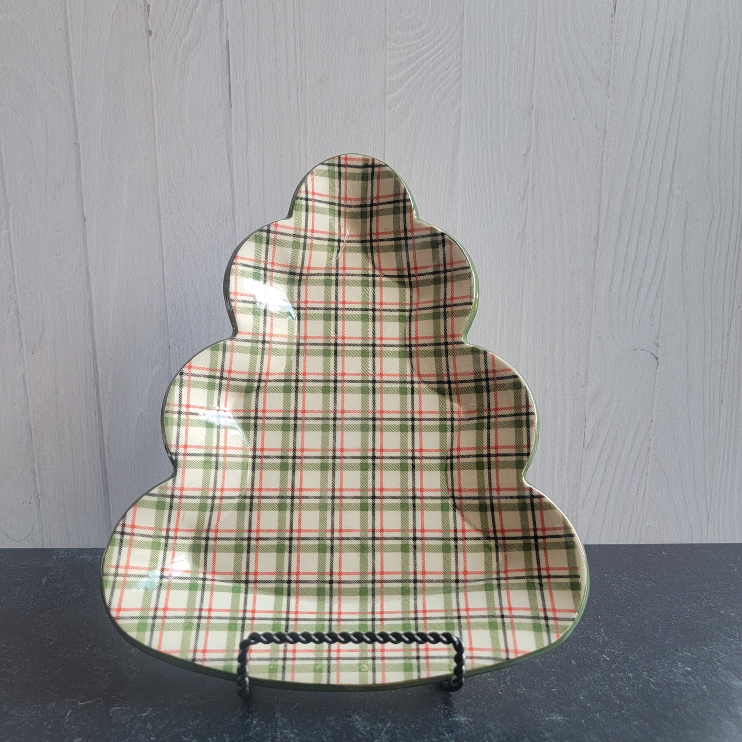 Christmas Cookie Tray in Plaid