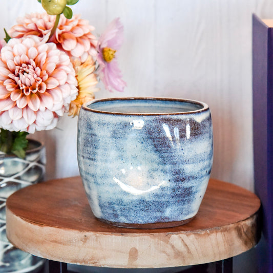 Thumb Cup in Winter Morning