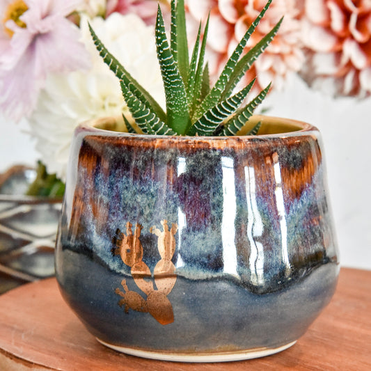 Succulent Pot w/ Gold Cacti - Small
