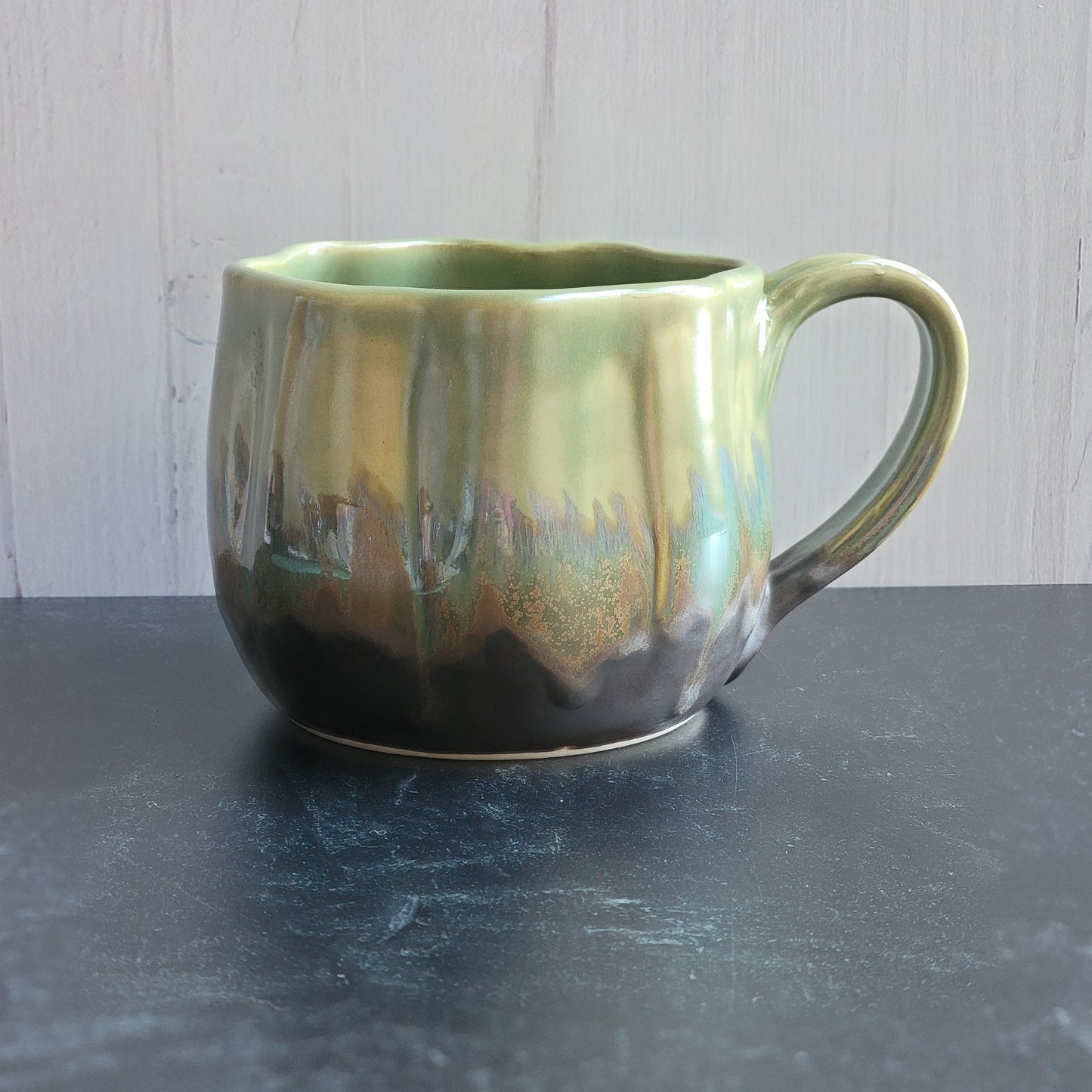 Pumpkin Mug - in Green and black walnut (large)