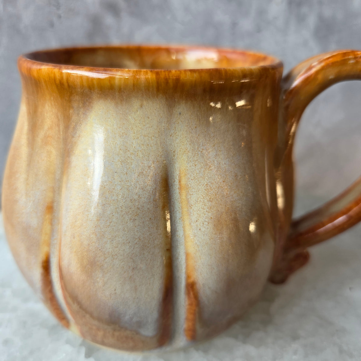 Pumpkin Mug in Nutmeg