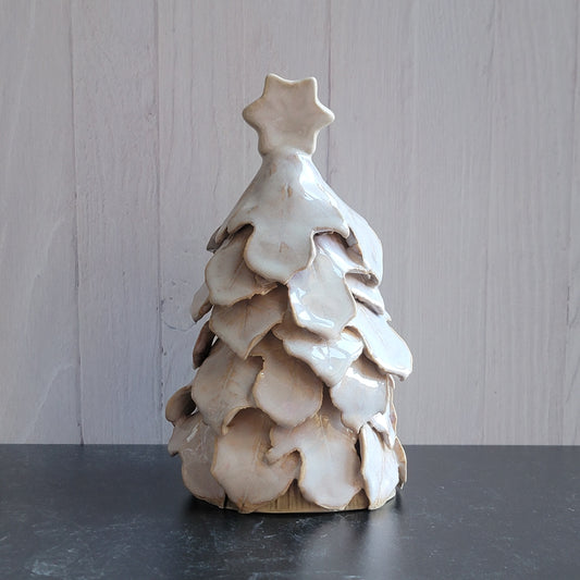 Tree - in off white w/ star