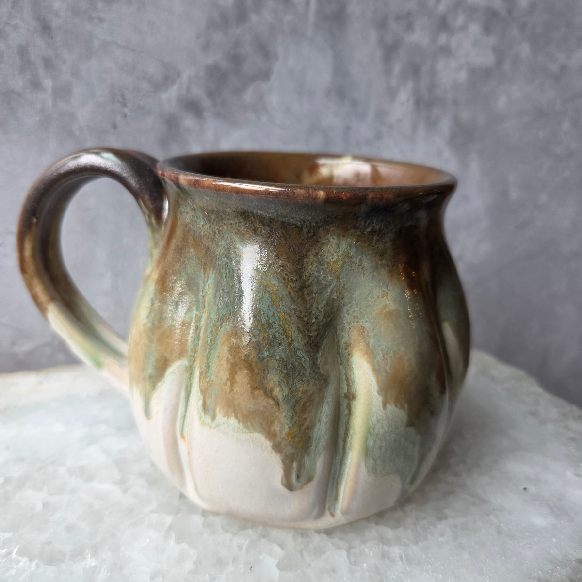 Pumpkin Mug in Copper Moss