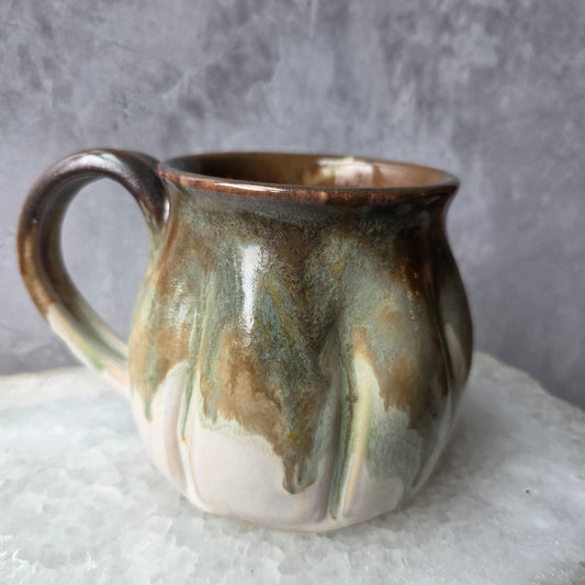 Pumpkin Mug in Copper Moss