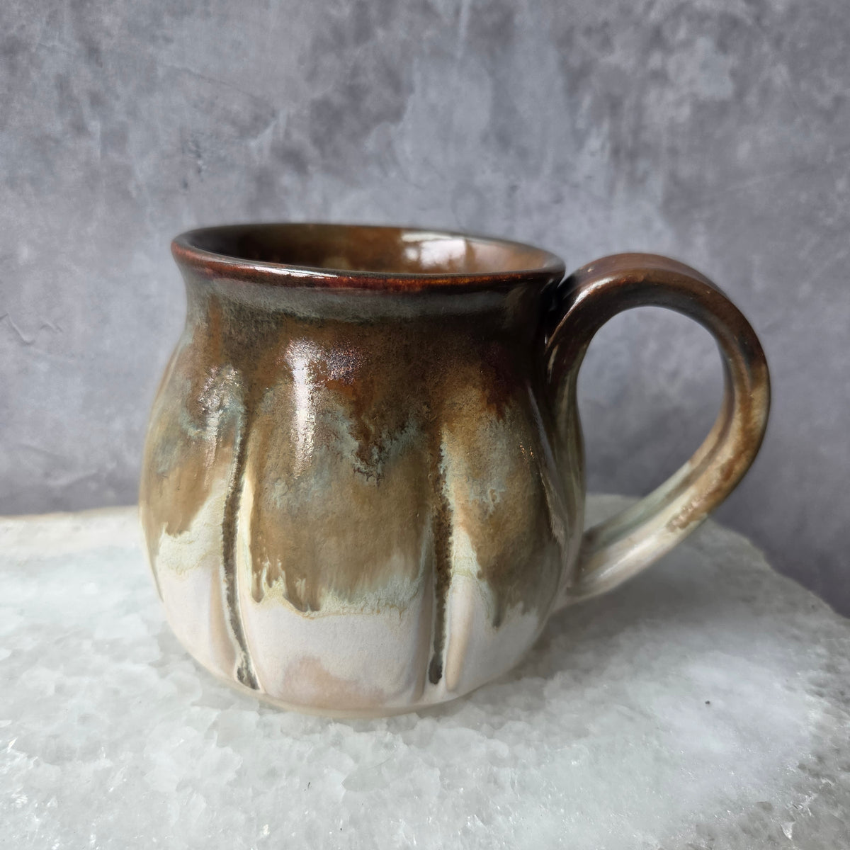 Pumpkin Mug in Copper Moss