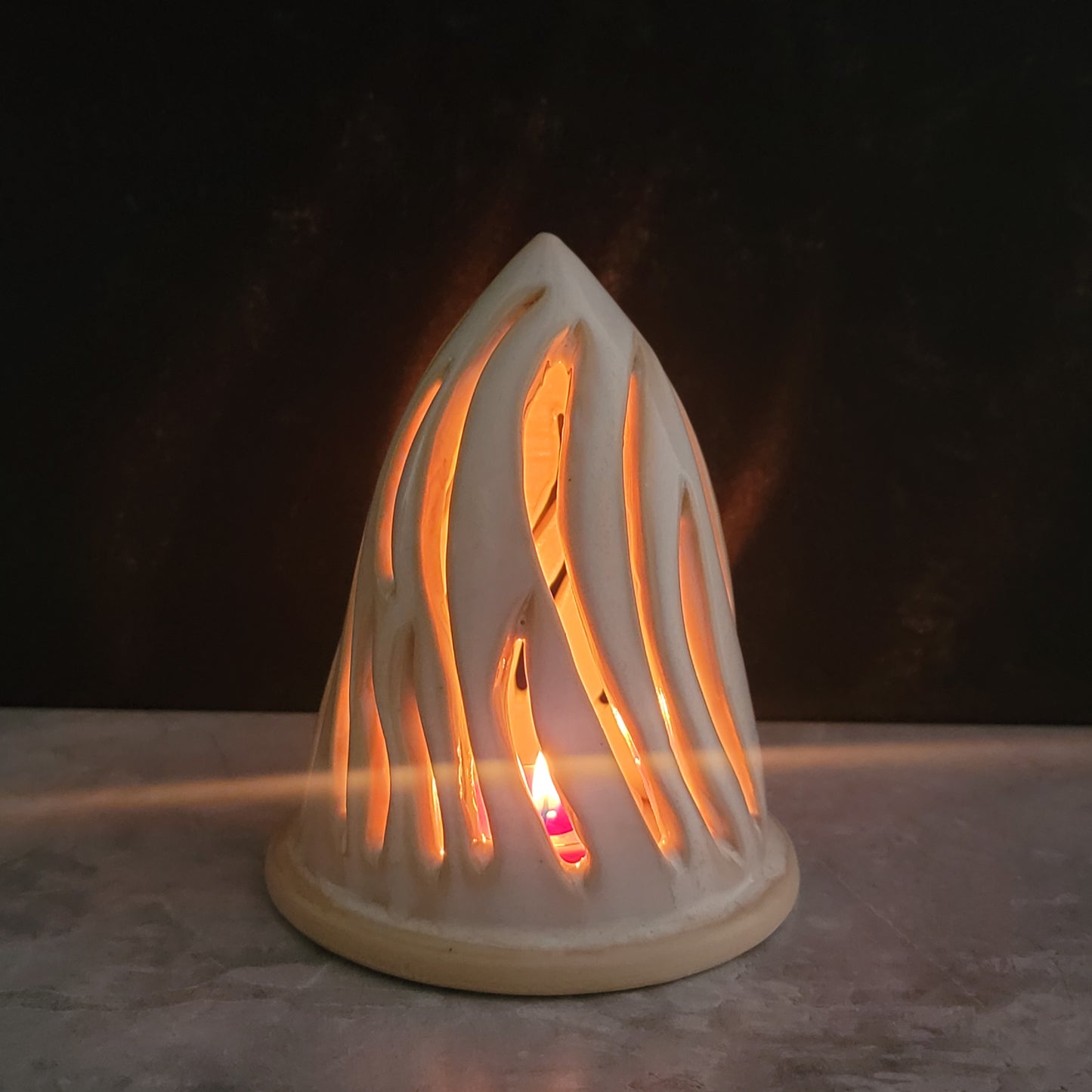 Tree luminary in white