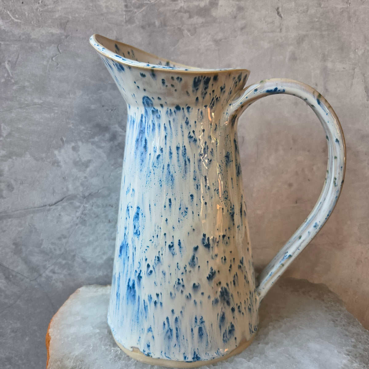 Flower Pitcher in Melty Blue (002)